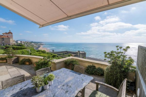 AMETSA, luxury flat, terrace and wonderful seaview, in Biarritz